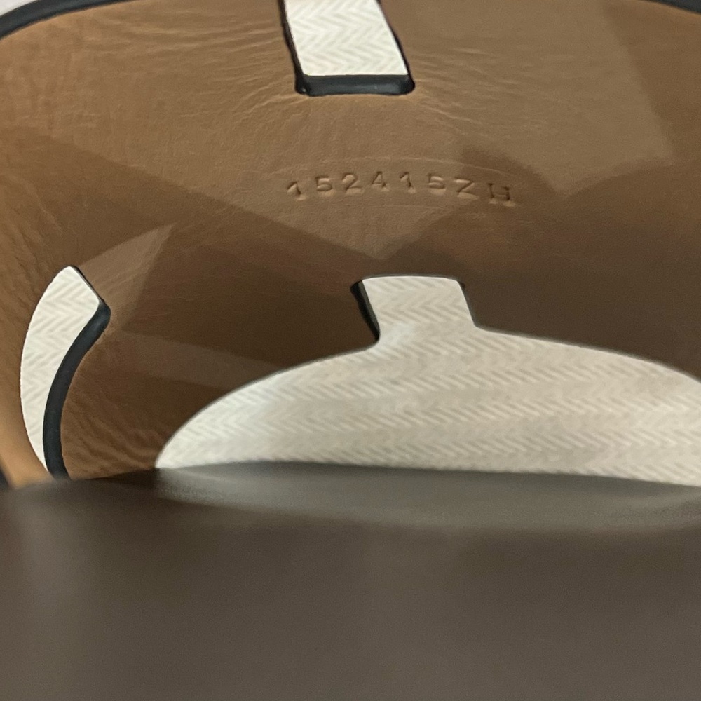 Women Hermes sandal - Picture 11 of 15